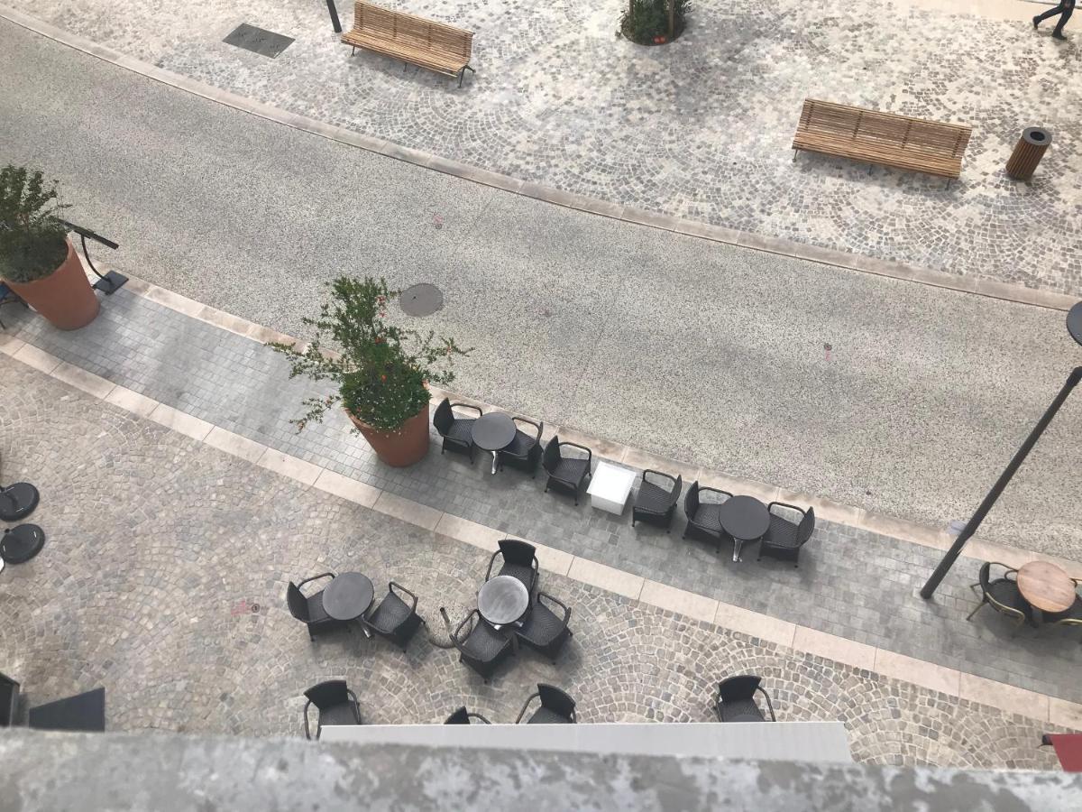Appartement En Plein Centre Ville Apt Bagian luar foto